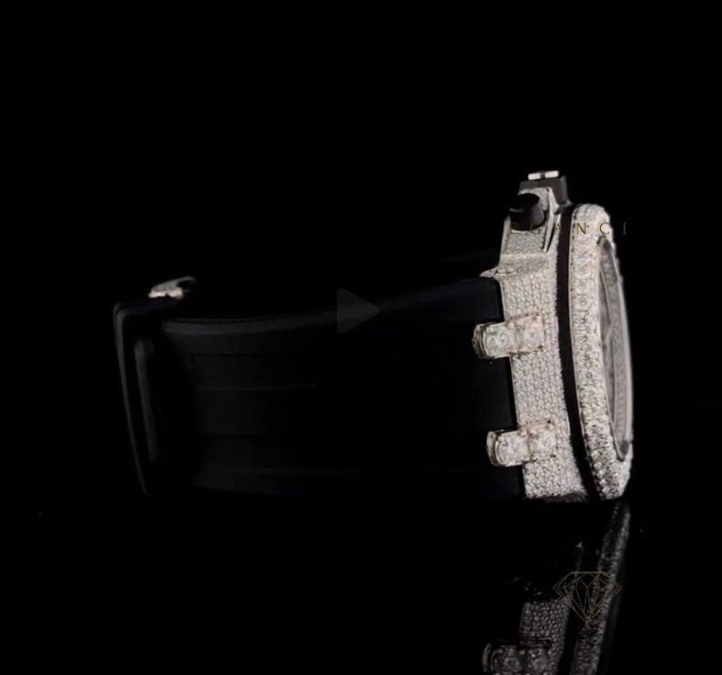 Elisora Iced Moissanite Chronograph Watch - 16 CT VVS1 Brilliant Cut • 904 Stainless Steel Art Nouveau Luxury Timepiece